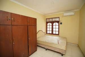 Rumah SHM Luas Siap Huni 15 Mnt ke Gerbang Tol Tangerang 1 J-20283 lokasi di Karang Tengah, tersedia melalui melalui situs Olx