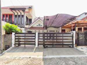 Rumah Strategis Akses Dekat Stasiun LRT Jatibening Dibantu KPR J-29024 lokasi di Pondok Gede, tersedia melalui melalui situs Olx