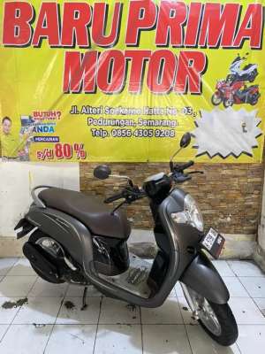 Jual bekas Scoopy 2019 stylish top orisinil,lokasi di Semarang Barat