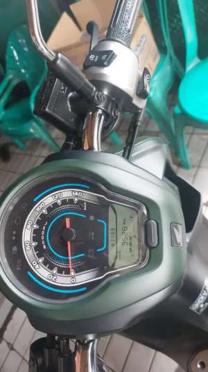Jual bekas Scoopy prestige keyless th 2014 km 3rb an,lokasi di Jatinegara