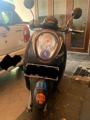 Jual bekas Scoopy tahun 2011,lokasi di Larangan