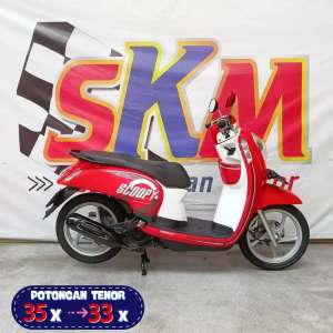 Jual bekas scoopy tahun 2017 DP1, 3 garansi mesin 6bulqn cash credit,lokasi di Kemang