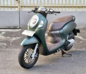 Jual bekas Superb Pajak Panjang Honda Scoopy Prestige Keyless Th. 2023 B-DKI,lokasi di Tebet