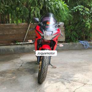 Jual bekas Suzuki GSX-150R th 2017 motor second kelistrikan normal,lokasi di Tangerang Selatan