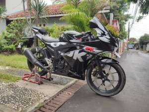 Jual bekas SUZUKI GSX R 150 TAHUN 2017,lokasi di Pinang (Penang)