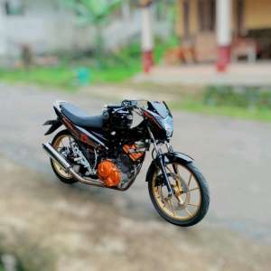 Jual bekas Suzuki Satria FU 2014 adalah motor sport dengan kapasitas mesin 147,3 cc yang cukup populer di Indonesia. Berikut beberapa spesifikasi dan fitur utama dari motor iniSpesifikasi Mesin- Jenis mesin 4-tak, DOHC 4-katup berpendingin oli - Kapasitas s,lokasi di Kab. Semarang