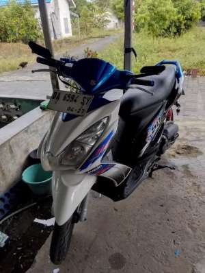 Jual bekas Suzuki SkyDrive 2012.lengkap hidup,lokasi di Banjar Baru Selatan