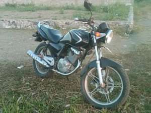 Jual bekas Suzuki Thunder 125 Tahun 2010Motor Klasik Tangguh dan Irit,lokasi di Pademangan