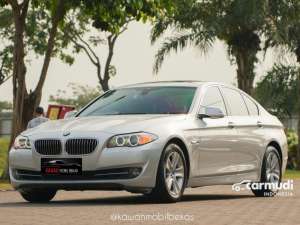 Jual bekas TDP 8jtBMW 528i 2.0 LUXURY F10 AT 2013 SilverSilver on Black Favorite Colour Kondisi Istimewa Dan Dijamin Siap Pakai kawanmobilbekas,lokasi di DKI Jakarta