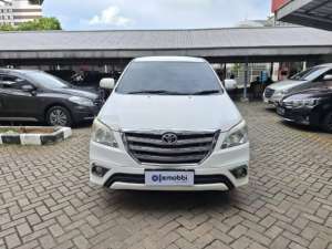 Jual bekas TDP Rendah Toyota Kijang Innova 2.0 V Bensin-AT 2015 UYN,lokasi di 