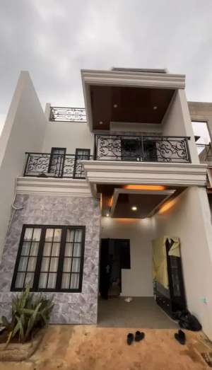 TERLARIS DI TAPOS DEPOK, PERUMAHAN EROPA KLASIK PINGGIR JALAN BESAR lokasi di Tapos, tersedia melalui melalui situs Olx