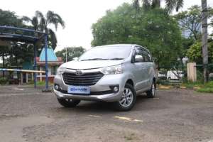 Jual bekas Toyota Avanza 1.3 G Bensin-AT 2017 Silver,lokasi di 
