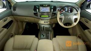 Jual bekas Toyota Fortuner 2.5 G AT 2013 Putih,lokasi di Kota Bekasi