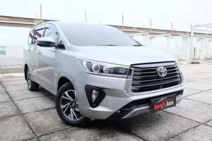 Jual bekas Toyota Innova V 2.4 AT Diesel,lokasi di 