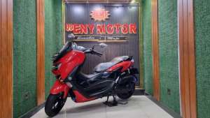 Jual bekas UD ENY MOTOR- YAMAHA NMAX 155 2022 MULUS,lokasi di Gubeng