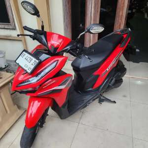 Jual bekas Vario 125 k2v 2024 merah Gbm bisa kredit atau tunai,lokasi di Depok