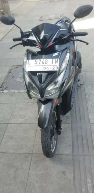 Jual bekas Vario 125 th 2014 mulus pjk baru,lokasi di Bubutan