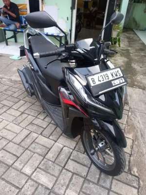 Jual bekas Vario 125cc 2022,lokasi di Pagedangan