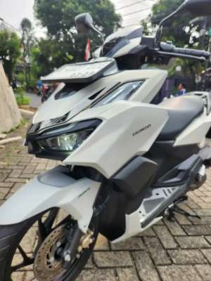Jual bekas VARIO 160 ABS BISA KREDIT DP 1JUTA SYARAT KTPKK,lokasi di Setia Budi
