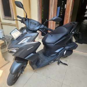 Jual bekas Vario 160 hitam cbs 2024 gbm,lokasi di Banguntapan