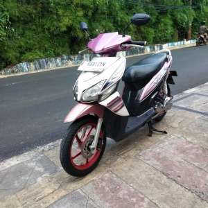 Jual bekas Vario Cw 2007 mesin Cakep Merah mudah,lokasi di Cinere