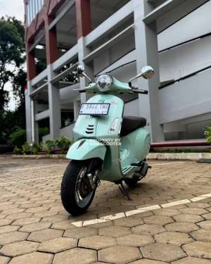 Jual bekas VESPA PRIMAVERA 150 iGET ABS FACELIFT 2022 BERGARANSI,lokasi di Bekasi Jaya