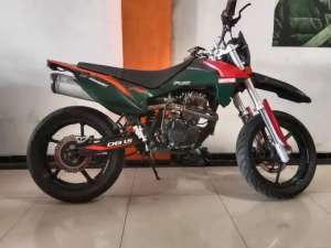 Jual bekas Viar cross x super moto GP 2024 KM 1000,lokasi di Larangan