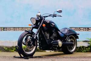 Jual bekas Victory hammer 1750 like new Roadking Fatboy Fatbob Triumph,lokasi di Gambir
