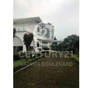 Villa Mewah Di Puncak Cisarua Jalan Raya View Gunung Furnished lokasi di Cisarua, tersedia melalui melalui situs Olx