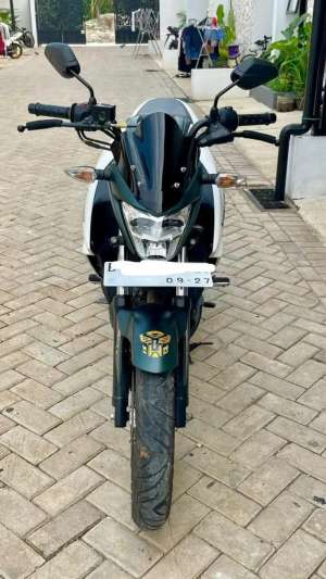 Jual bekas Vixion R 2017 Km rendah,lokasi di Cimanggis