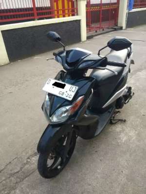 Jual bekas Xeon 2010 mulus pisan pajak panjang,lokasi di Bojongloa Kaler