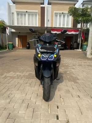 Jual bekas Yamaha Aerox connected 155 tahun 2021,lokasi di Ciputat Timur