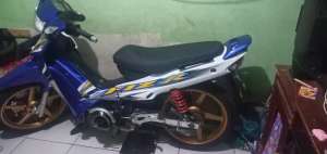 Jual bekas Yamaha f1zr tahun 2004,lokasi di Ciracas