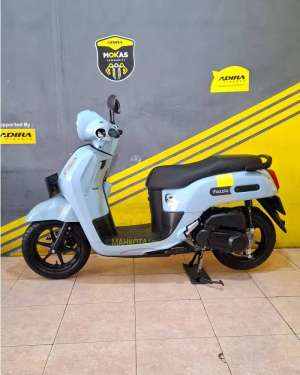 Jual bekas YAMAHA FAZZIO NEO 2023 UNIT MULUS TERAWAT TANGAN PERTAMA BERGARANSI,lokasi di Junrejo