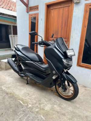 Jual bekas Yamaha Nmax 2024 Keyless Connected Super Mulus,lokasi di Sumur Bandung