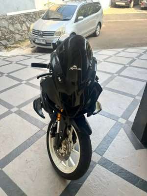 Jual bekas yamaha r15 2018,lokasi di Pamulang