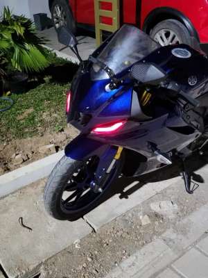 Jual bekas Yamaha R15 V4 2023 Moonlight Blue,lokasi di Mariso
