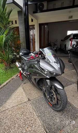 Jual bekas Yamaha R25 2019,lokasi di Beji