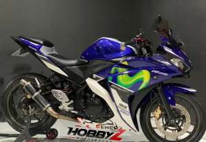 Jual bekas Yamaha R25 movistar 2017 modif,km 18rb,mantap istimewa,lokasi di Tomang