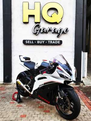 Jual bekas YAMAHA R6 HEDON 2017,lokasi di Pakuwon