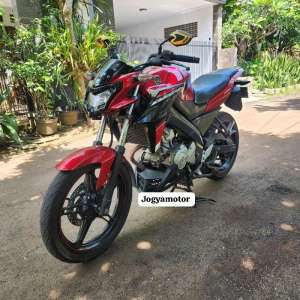 Jual bekas yamaha vixion 2015 motor second berkualitas,lokasi di Tangerang Selatan