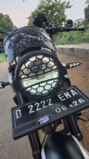 Jual bekas Yamaha XSR 155 VVA Green 2021 Istimewa Full Acc,lokasi di Rancasari
