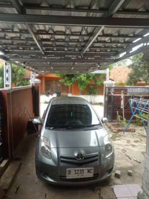 Jual bekas Yaris 2008 tipe E mulus,lokasi di 