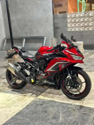 Jual bekas ZX25R SE ABS QS LOW KM ISTIMEWA,lokasi di Antapani (Cicadas)