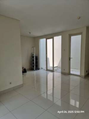 1894. Dijual Rumah Grand Pakuwon Tandes lokasi di Tandes, tersedia melalui melalui situs Olx