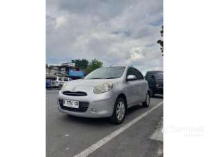 Jual bekas 2011 Nissan March 1.2 Hatchback dp 15jt angsuran 2.2jt,lokasi di Jawa Barat