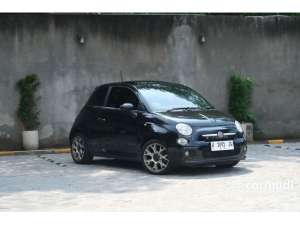 Jual bekas 2013 Fiat 500 1.4 Lounge Hatchback, Mobil Unit Kondisi Sangar Terawat,lokasi di Jawa Timur