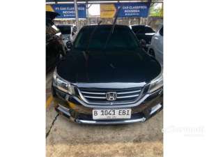 Jual bekas 2013 Honda Accord 2.4 VTi SedanGrade A Mulus Abis Dokumen Lengkap No PR Siap Pakai,lokasi di Jawa Barat