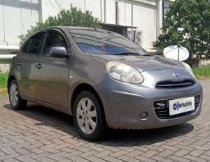 Jual bekas 2013 TDP 4,JT Nissan March 1.2 L Bensin-AT Abu-Abu,lokasi di 