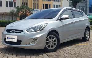 Jual bekas 2013 TDP 5,JT Hyundai Grand Avega 1.4 Bensin-MT Hitam,lokasi di 